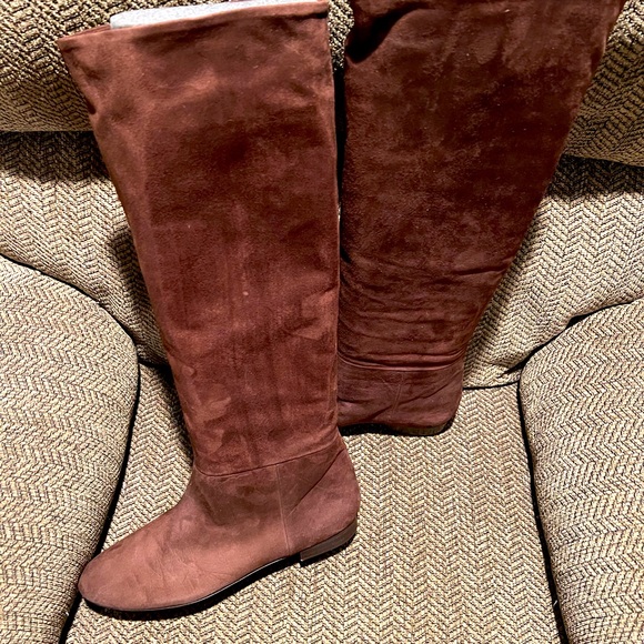Ralph Lauren Suede Knee - High Flat Boot - Picture 4 of 11